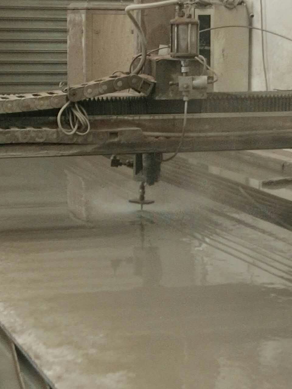 大地水刀切割機(jī)
